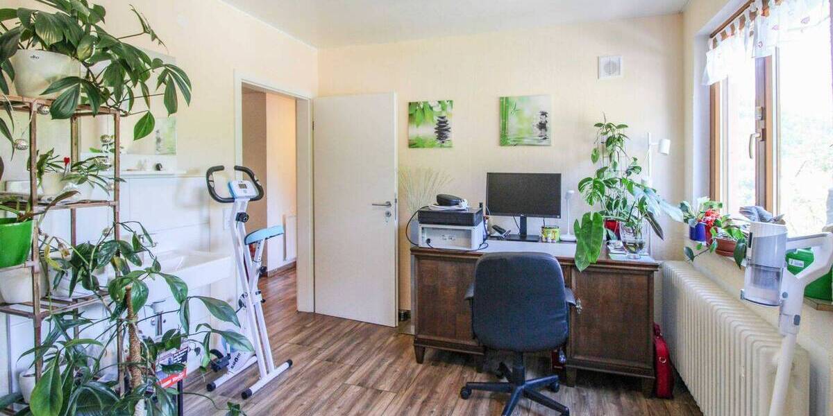 Einfamilienhaus Bad Wildbad Calmbach - 5 Zimmer, 204 m&sup2;, 500.000&euro; | Angebot:26779299