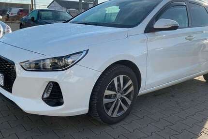 Hyundai i30 158.000 km 10.400 &euro; Bergtheim 97241
