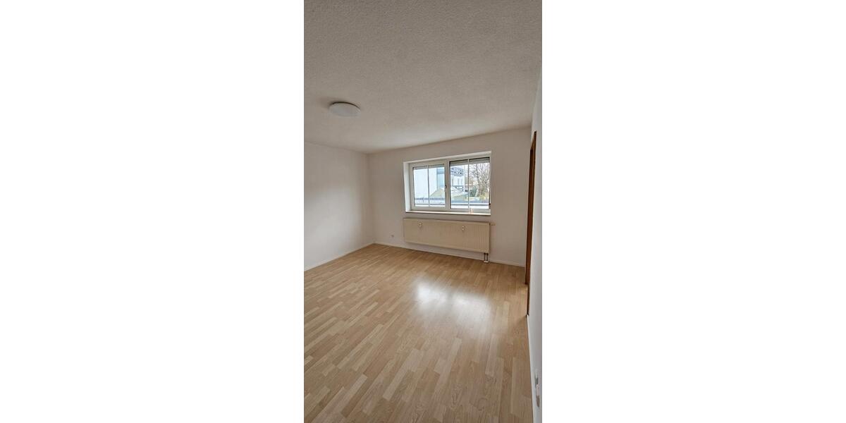 Etagenwohnung Deggendorf - 1 Zimmer, 23 m&sup2;, 340&euro; | Angebot:26395855