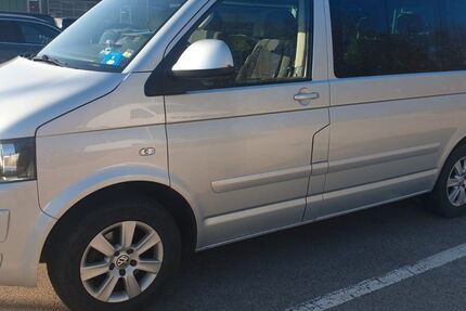 VW T5 Caravelle 292.000 km 9.500 &euro; Gerolsbach 85302
