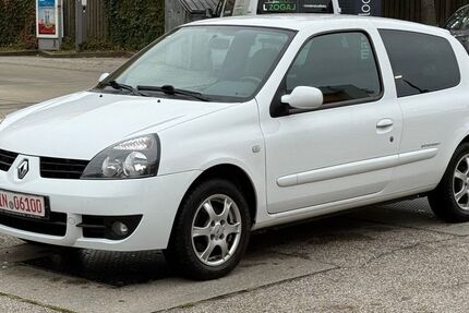 Renault Clio 120.000 km 2.499 &euro; Ingolstadt 85057