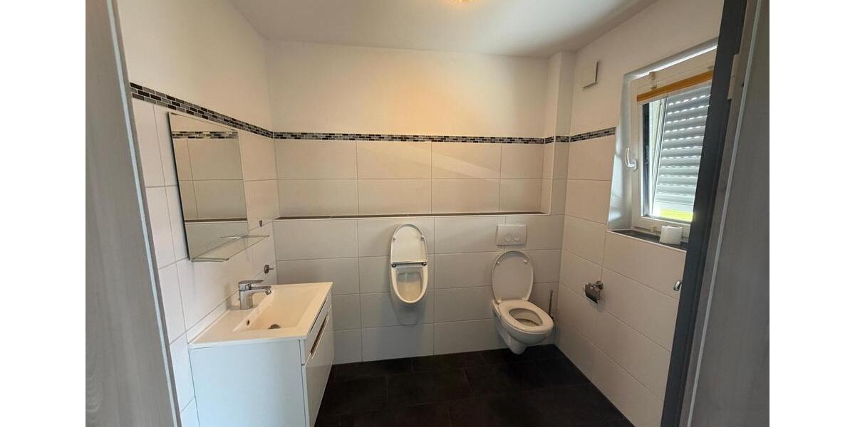 Einfamilienhaus Haßfurt - 5 Zimmer, 144 m&sup2;, 1.800&euro; | Angebot:26617783