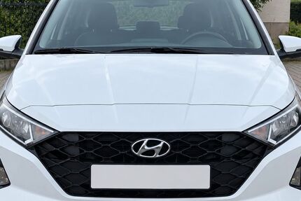 Hyundai i20 73.530 km 14.200 &euro; Freital 01705