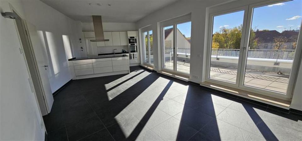 Einfamilienhaus Berlin Treptow-Köpenick - 3 Zimmer, 111 m&sup2;, 1.889&euro; | Angebot:25173587
