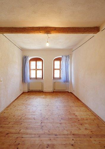 Etagenwohnung Adorf/Vogtland Vogtland - 4 Zimmer, 97 m&sup2;, 590&euro; | Angebot:26236766