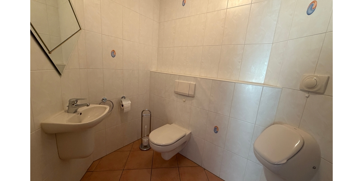 Panoramablick inklusive – Repräsentatives Familienanwesen mit Einliegerwohnung - Zweifamilienhaus Einselthum Rheinland-Pfalz | Angebot:27130624