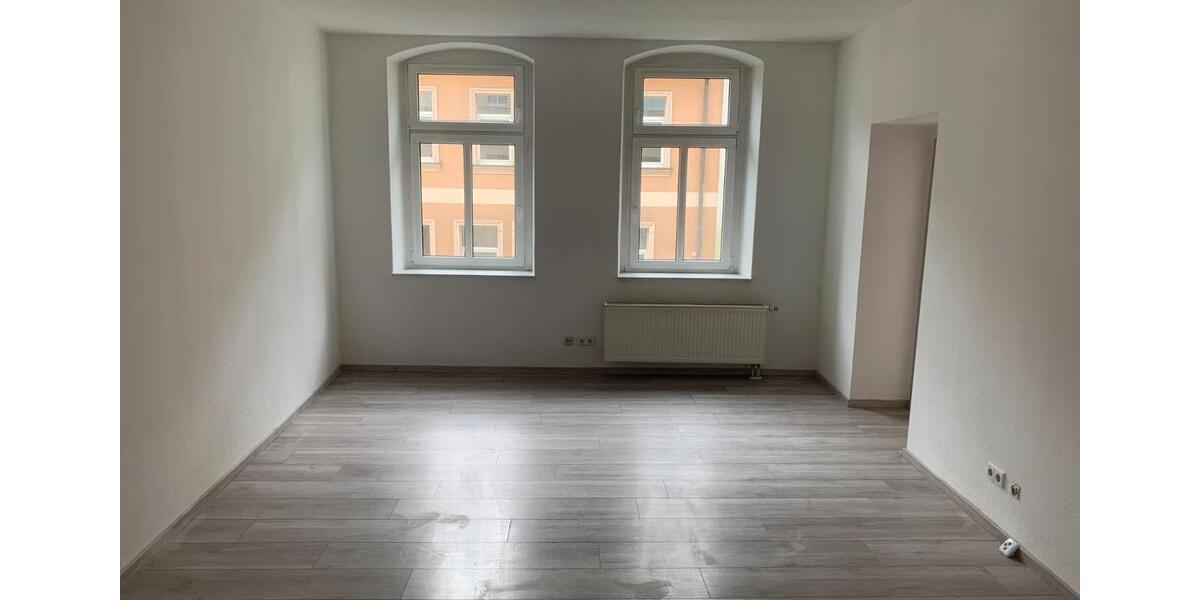 Etagenwohnung Schleiz - 3 Zimmer, 82 m&sup2;, 530&euro; | Angebot:26225826