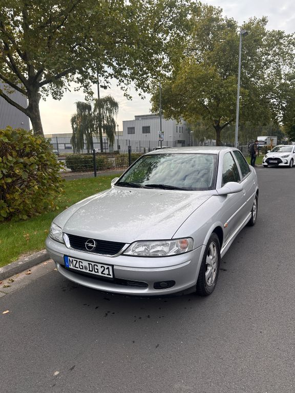 Opel Vectra 121.032 km 1.500 € Velbert 42549
