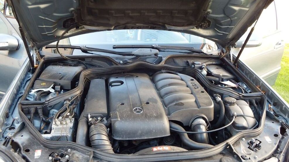 E 220