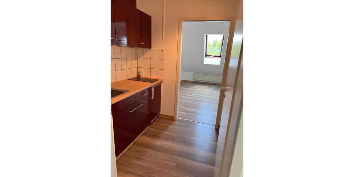 Dachgeschoßwohnung Auerbach in der Oberpfalz - 1 Zimmer, 23 m&sup2;, 270&euro; | Angebot:26164371