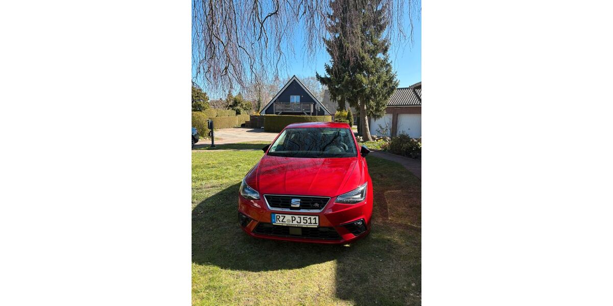 Seat Ibiza 5.300 km 9.950 &euro; Einhaus 23911