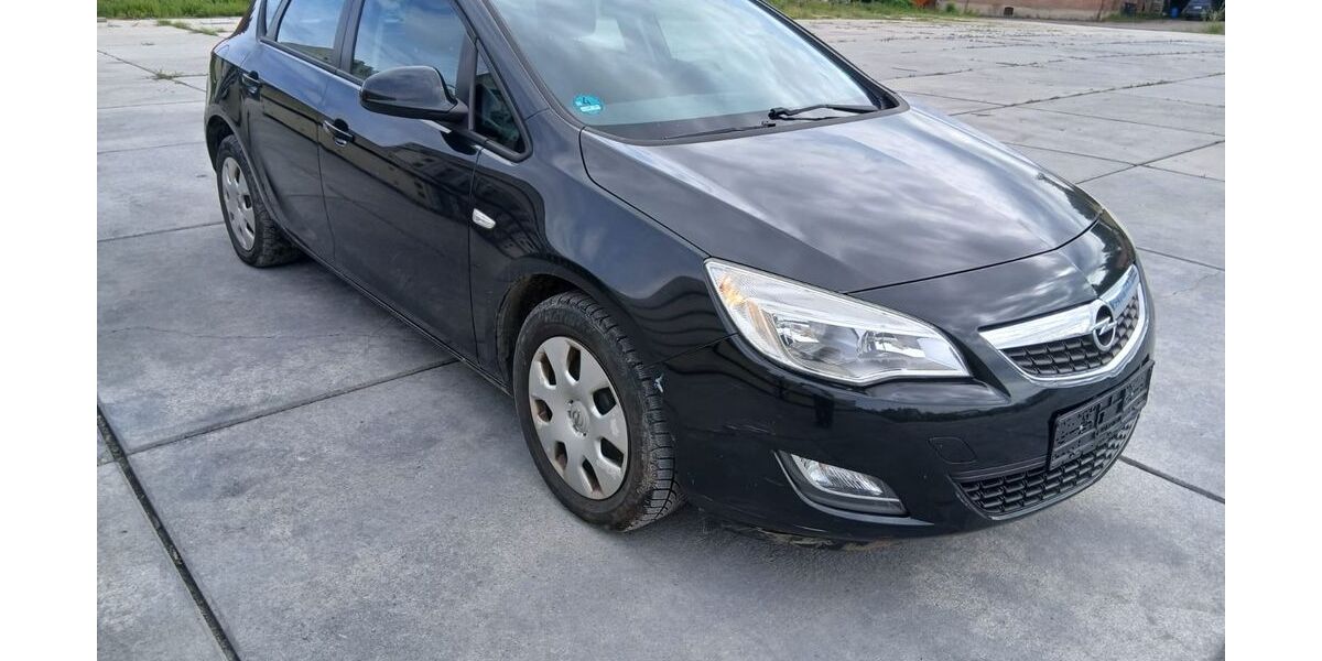 Opel Astra 220.000 km 1.200 &euro; gerstetten 89547