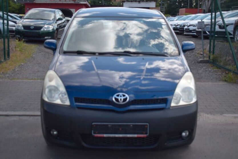 Corolla Verso