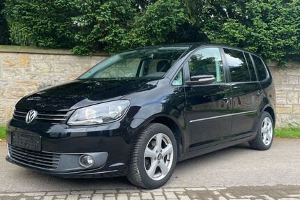 VW Touran 97.200 km 11.900 &euro; Bückeburg 31675