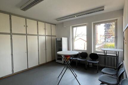 Büro-Schulungsräume in zentraler Lage – 245 m²