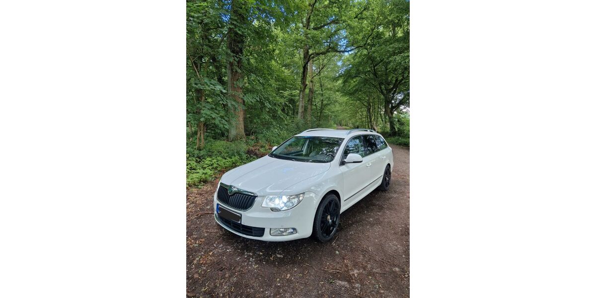 Skoda Superb 187.300 km 8.900 &euro; Glinde 21509
