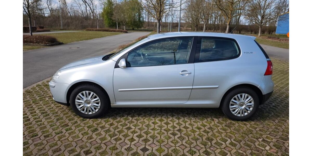 VW Golf 145.000 km 3.500 &euro; Lübbecke 32312