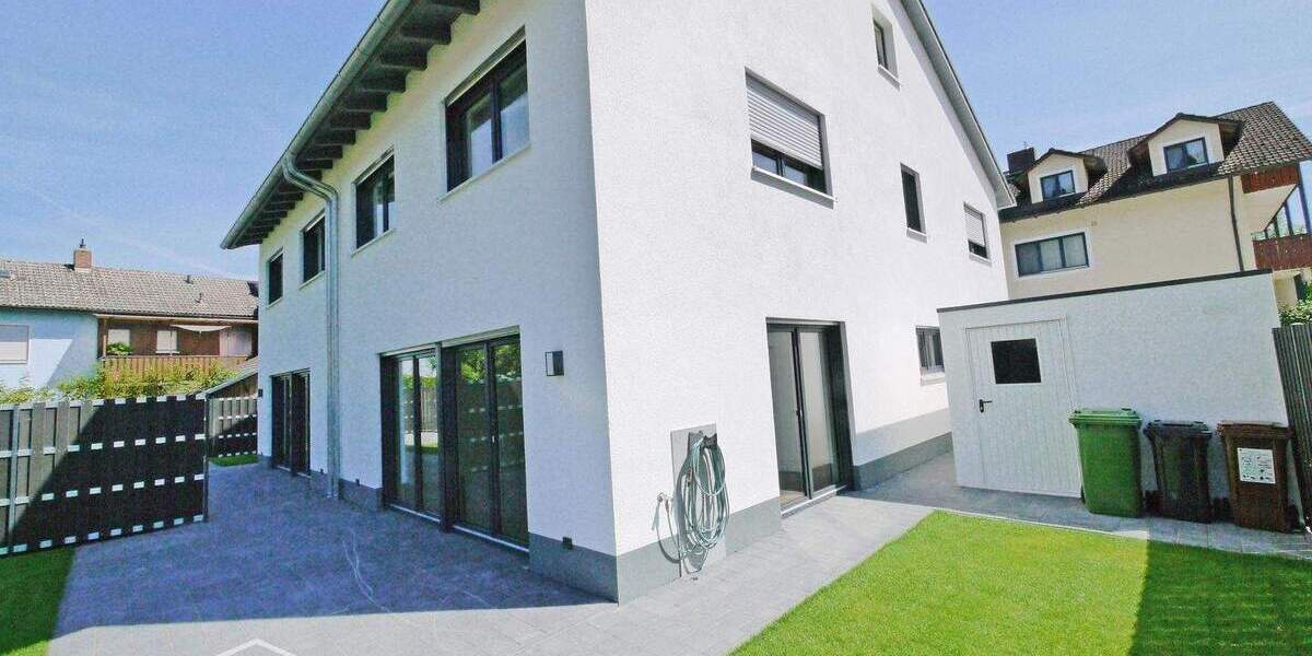 Doppelhaushälfte Kinding - 4 Zimmer, 146 m&sup2;, 1.460&euro; | Angebot:24699111