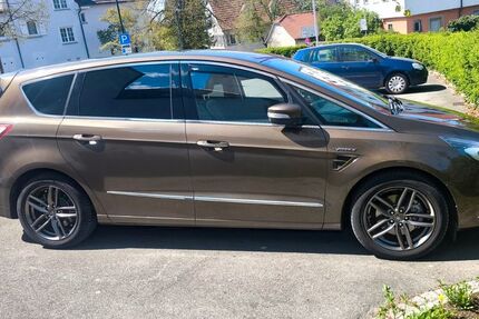 Ford S-Max 95.900 km 16.999 &euro; Metzingen 72555