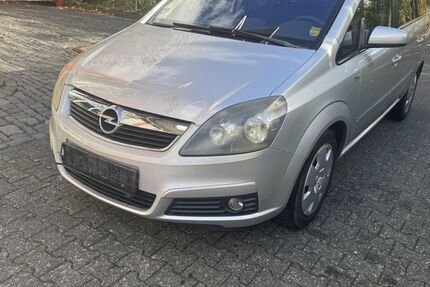 Opel Zafira 248.000 km 1.499 € Paderborn 33100