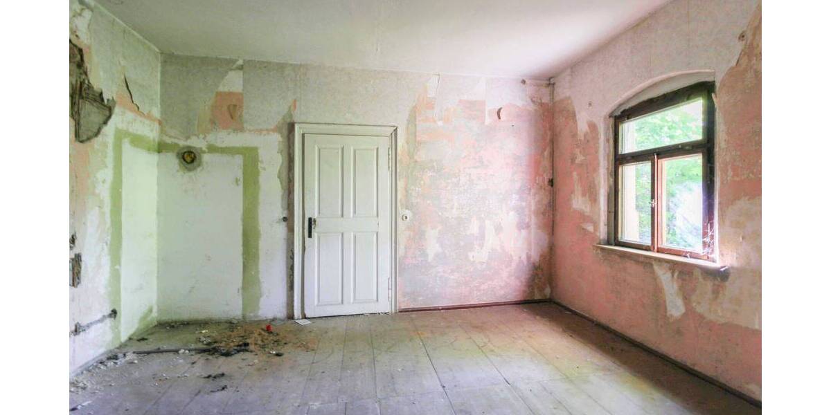 Mehrfamilienhaus, Wohnhaus Klipphausen Gauernitz - 8 Zimmer, 640 m&sup2;, 159.000&euro; | Angebot:26016623