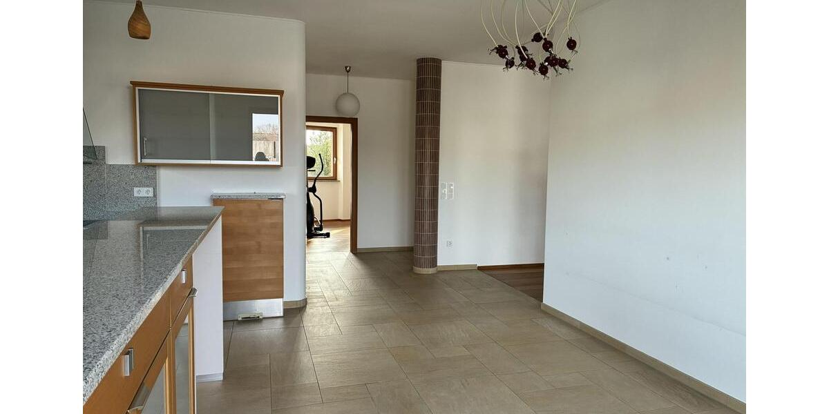 Einfamilienhaus Groß-Umstadt Umstadt - 9 Zimmer, 220 m&sup2;, 3.000&euro; | Angebot:25415646