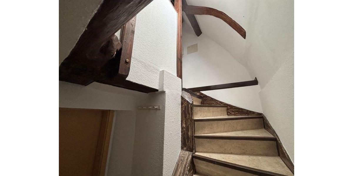 Dachgeschoßwohnung Lüneburg Ebensberg - 2 Zimmer, 50 m&sup2;, 530&euro; | Angebot:26382251