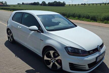 VW Golf 146.957 km 11.599 &euro; Brakel 33034