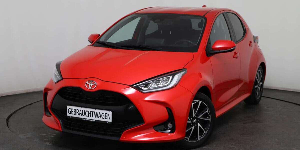 Toyota Yaris 32.319 km 20.290 &euro; Hinterschmiding 94146