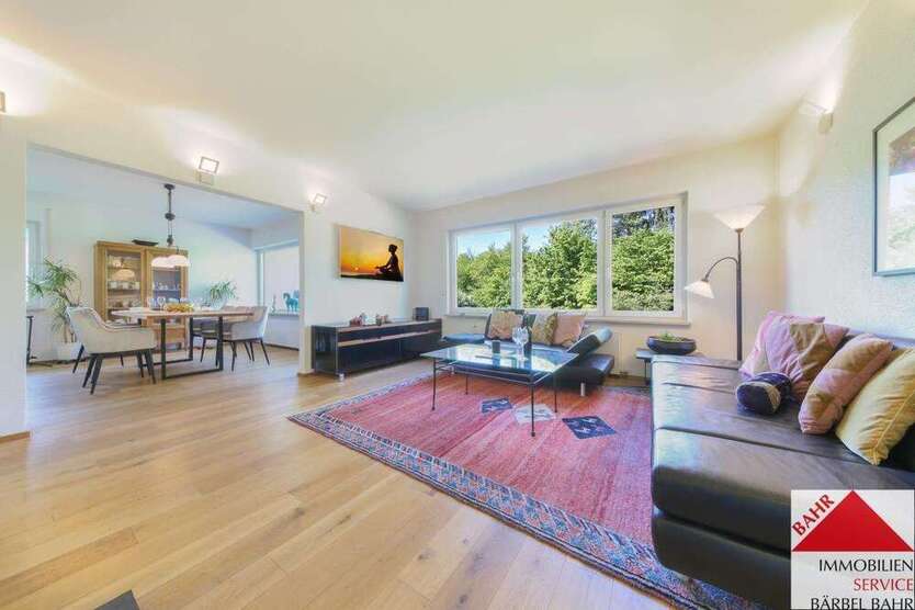 Haus zum Kaufen in Böblingen 895.000 € 193 m²