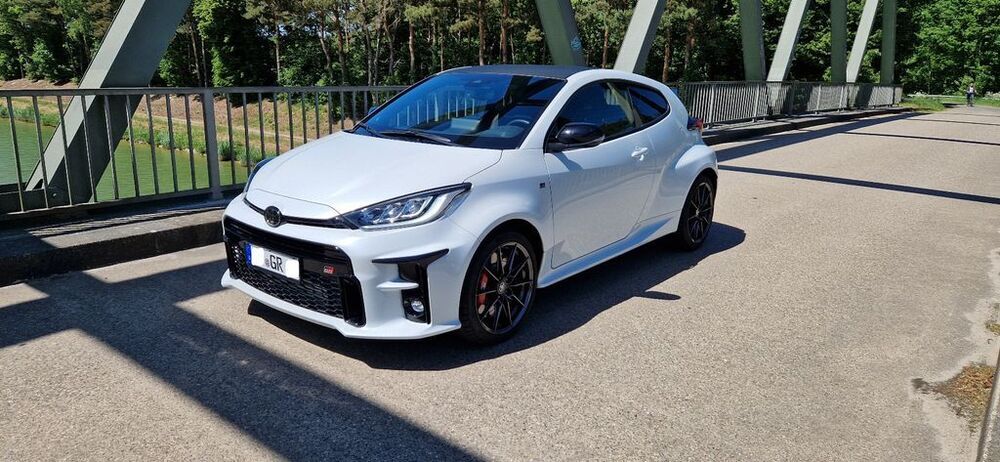 Yaris