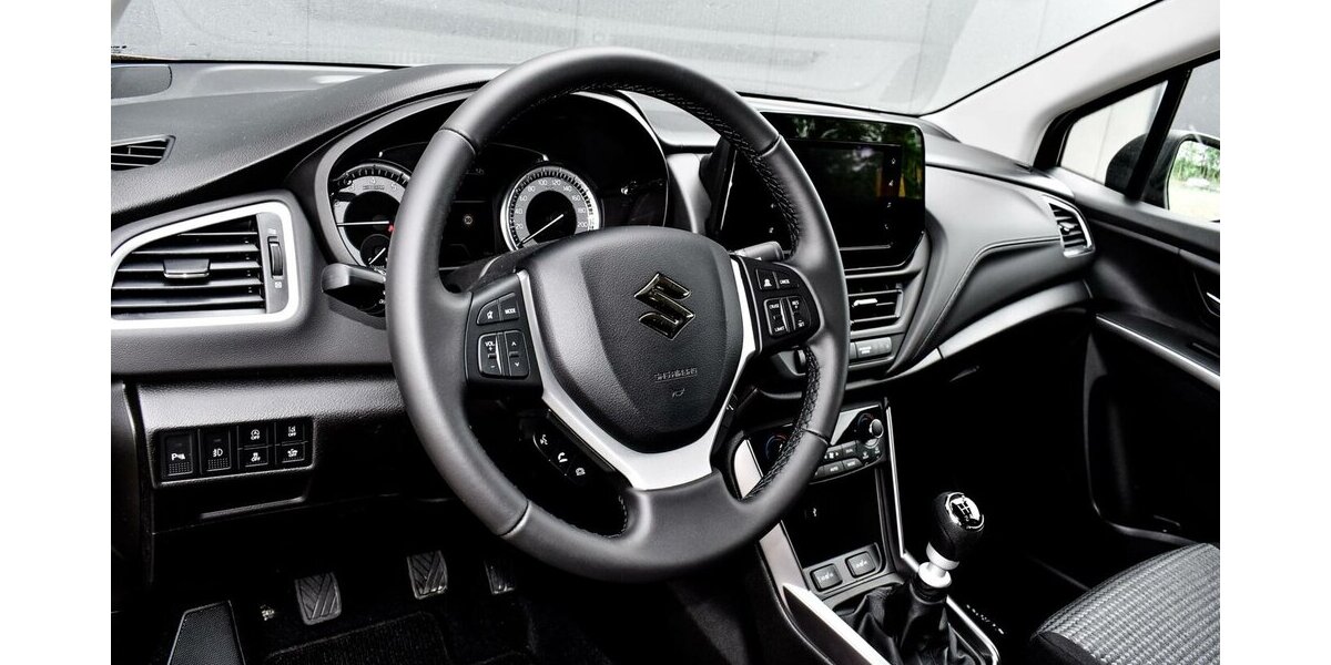 Suzuki S-Cross Comfort 1.4l M/T Hybrid 29.450 km 20.990 &euro; Höchberg-Würzburg 97204