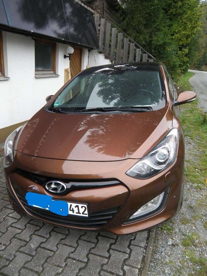 Hyundai i30 157.000 km 6.300 € Saldenburg 94163