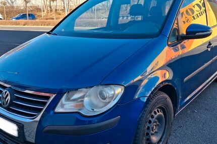VW Touran 236.000 km 999 &euro; Chemnitz 09120