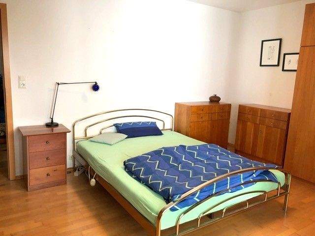 TOP: Grosszügige 3,5 Zimmer Wohnung mit EBK, Balkon, Terrasse am Rande der Weinberge - zentrumsnah! 3 zimmer