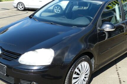 VW Golf 128.611 km 899 &euro; Oberviechtach 92526
