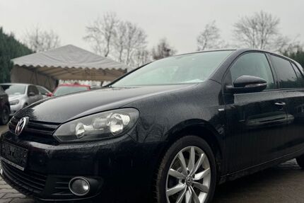 VW Golf 150.000 km 6.990 &euro; Hoppegarten Hönow 15366