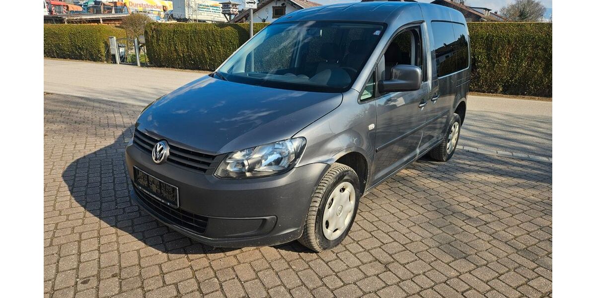 VW Caddy 182.000 km 5.300 &euro; Rosenheim 83026