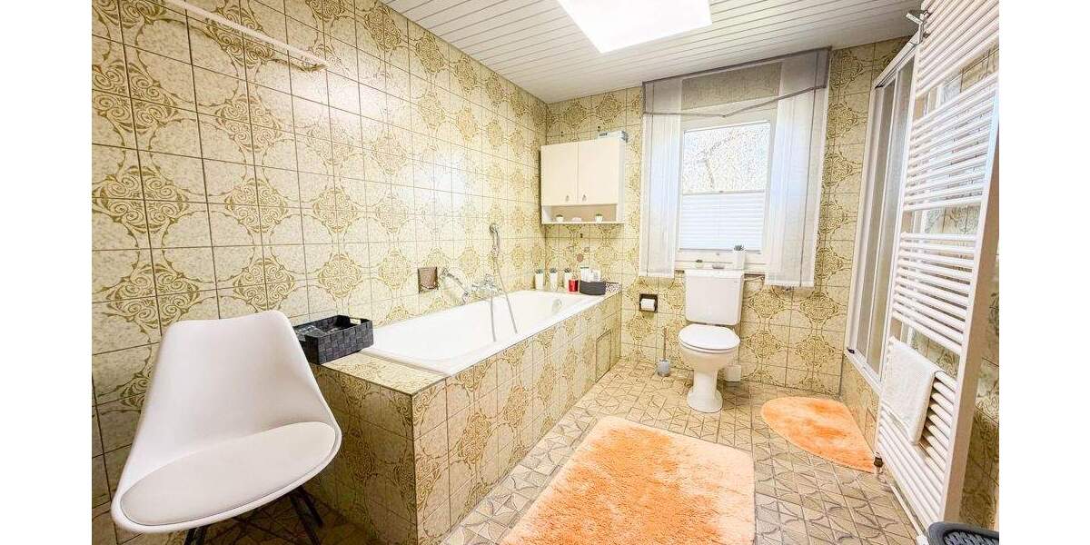 Einfamilienhaus Lichtenfels / Buch am Forst Buch am Forst - 9 Zimmer, 289 m&sup2;, 319.000&euro; | Angebot:25862925