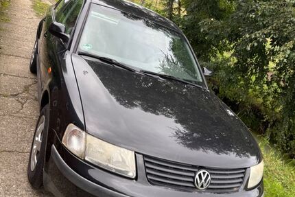 VW Passat 145.171 km 2.800 &euro; Stadland 26936