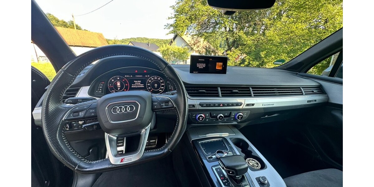 Audi Q7 145.000 km 33.800 &euro; München 80313