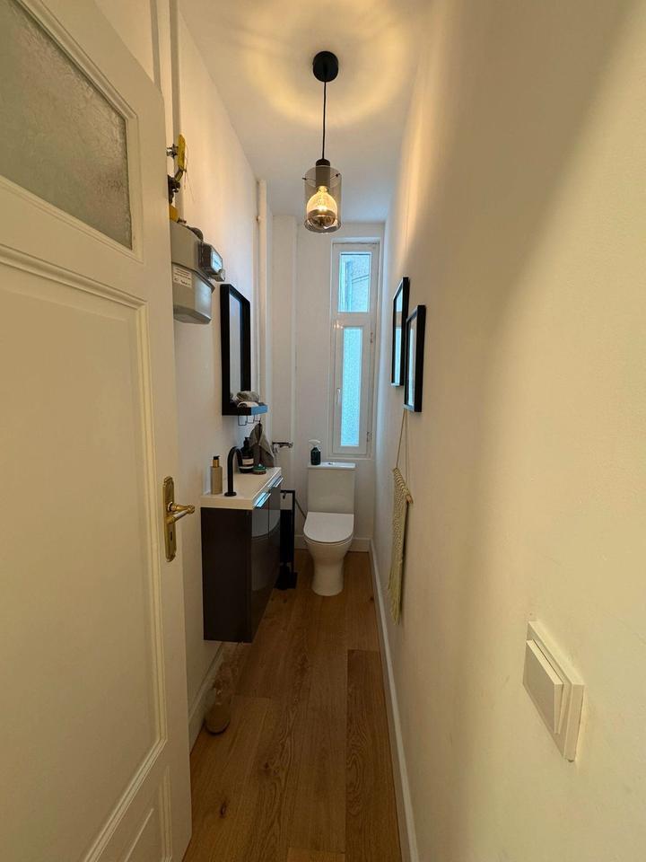 Helle Altbauwohnung zimmer