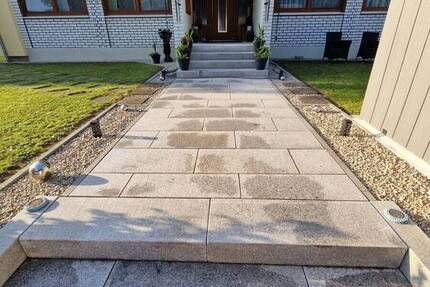 Exklusive Eigentumswohnung mit 135?m², Sauna, großem Garten + Bonus! 3 zimmer