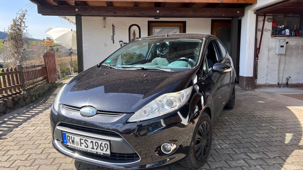 Ford Fiesta 133.500 km 3.900 &euro; Lauterbach 78730