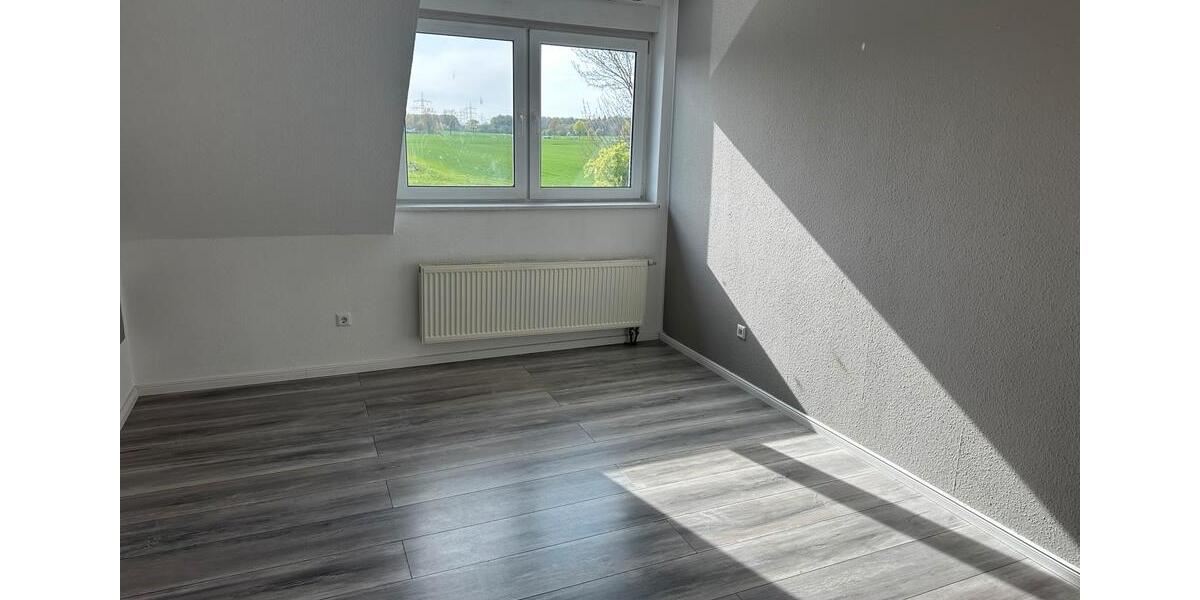 Doppelhaushälfte Wolfsburg Detmerode - 5 Zimmer, 160 m&sup2;, 1.650&euro; | Angebot:26375607