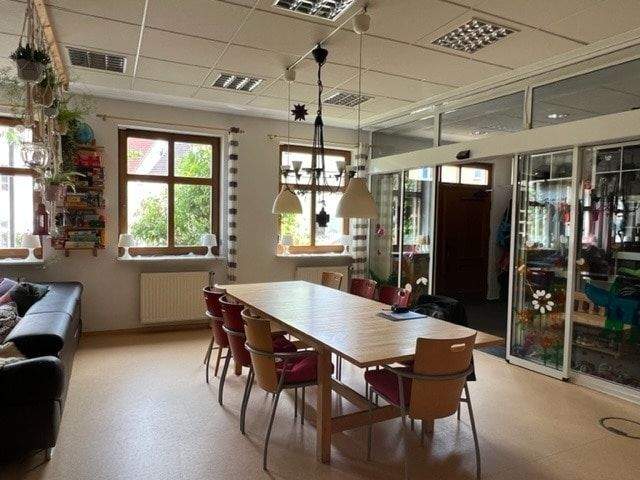 Einfamilienhaus Burg Stargard - 1 Zimmer, 320 m&sup2;, 399.000&euro; | Angebot:25747571