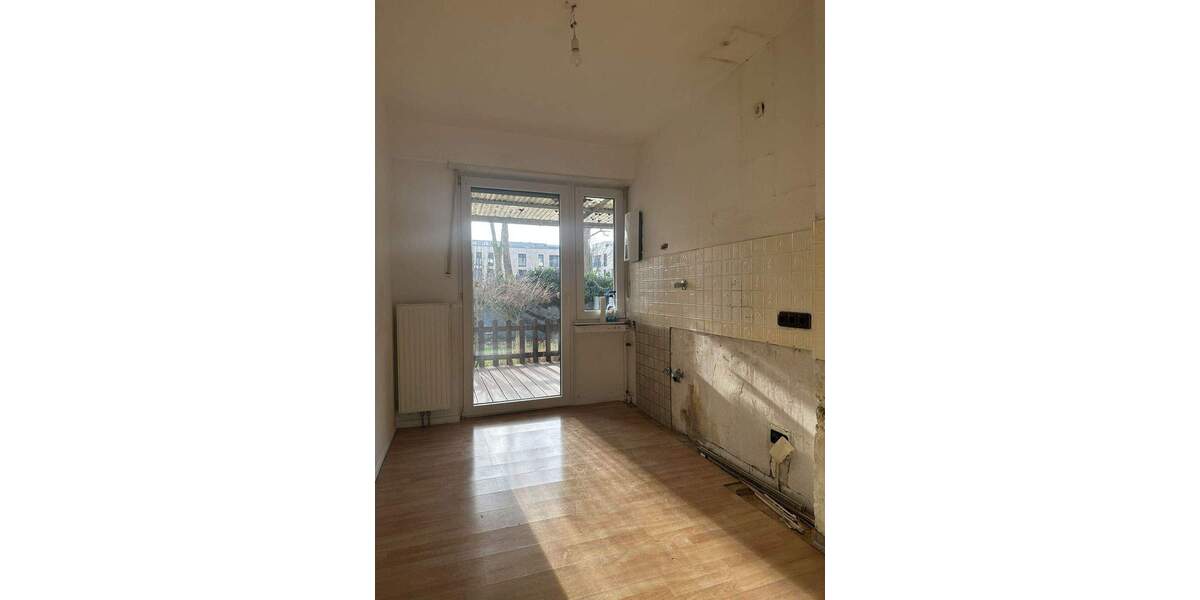 Etagenwohnung Mönchengladbach Stadtmitte - 4 Zimmer, 85 m&sup2;, 950&euro; | Angebot:24823597