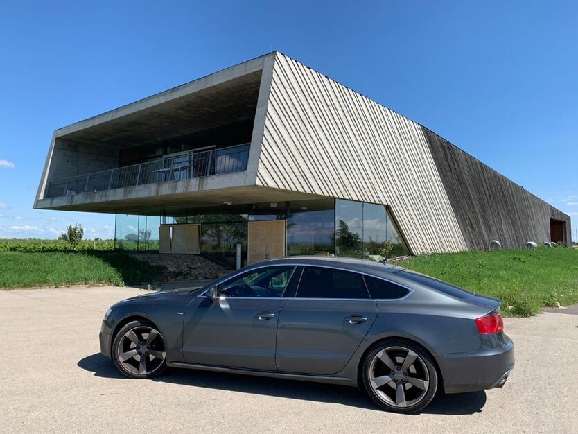 Audi A5 135.000 km 21.000 € Weinböhla 01689