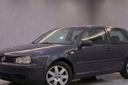 VW Golf 159.000 km 3.490 &euro; Dresden 01237