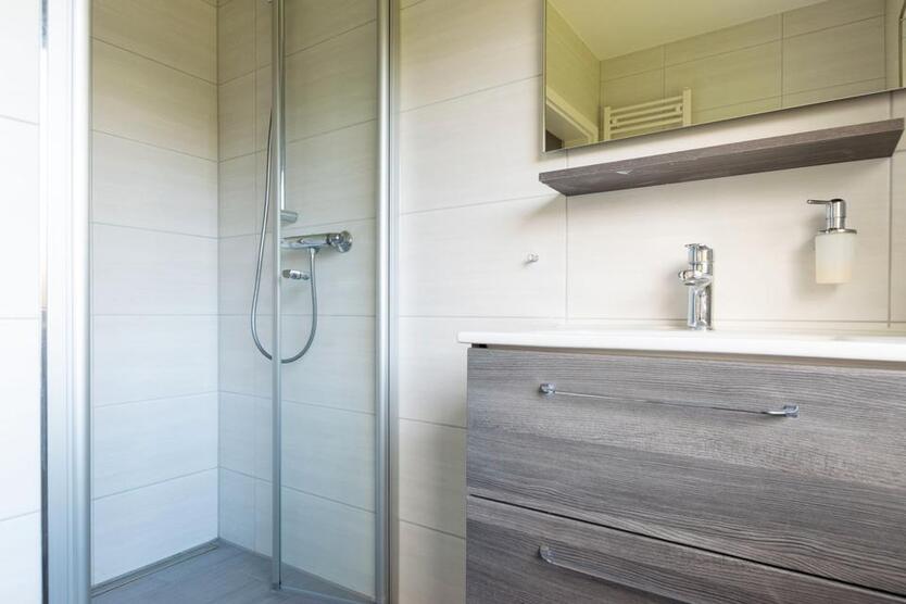 Charmanter Bungalow in Ofen mit Wintergarten, Garten und Garage – ideal zum Wohlfühlen! zimmer